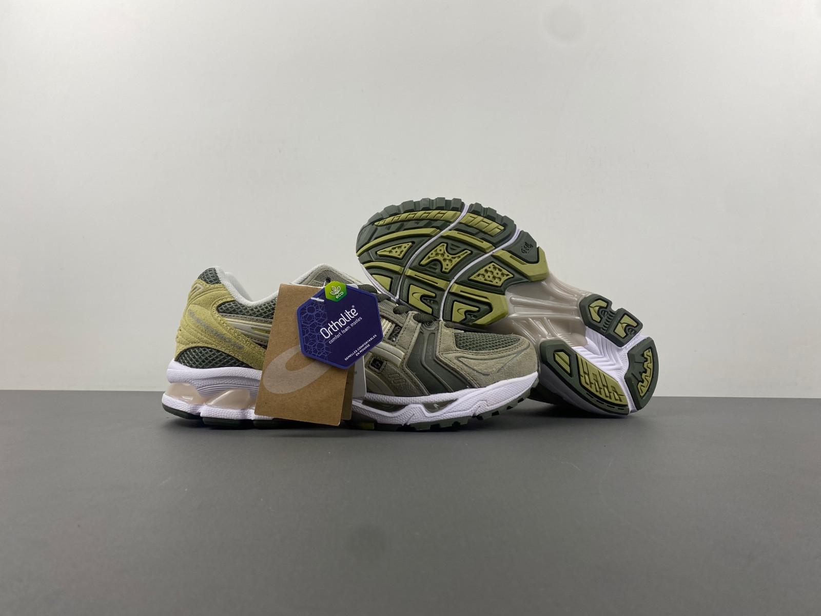 As*ic*s gel-kayano 14 1201a019-025