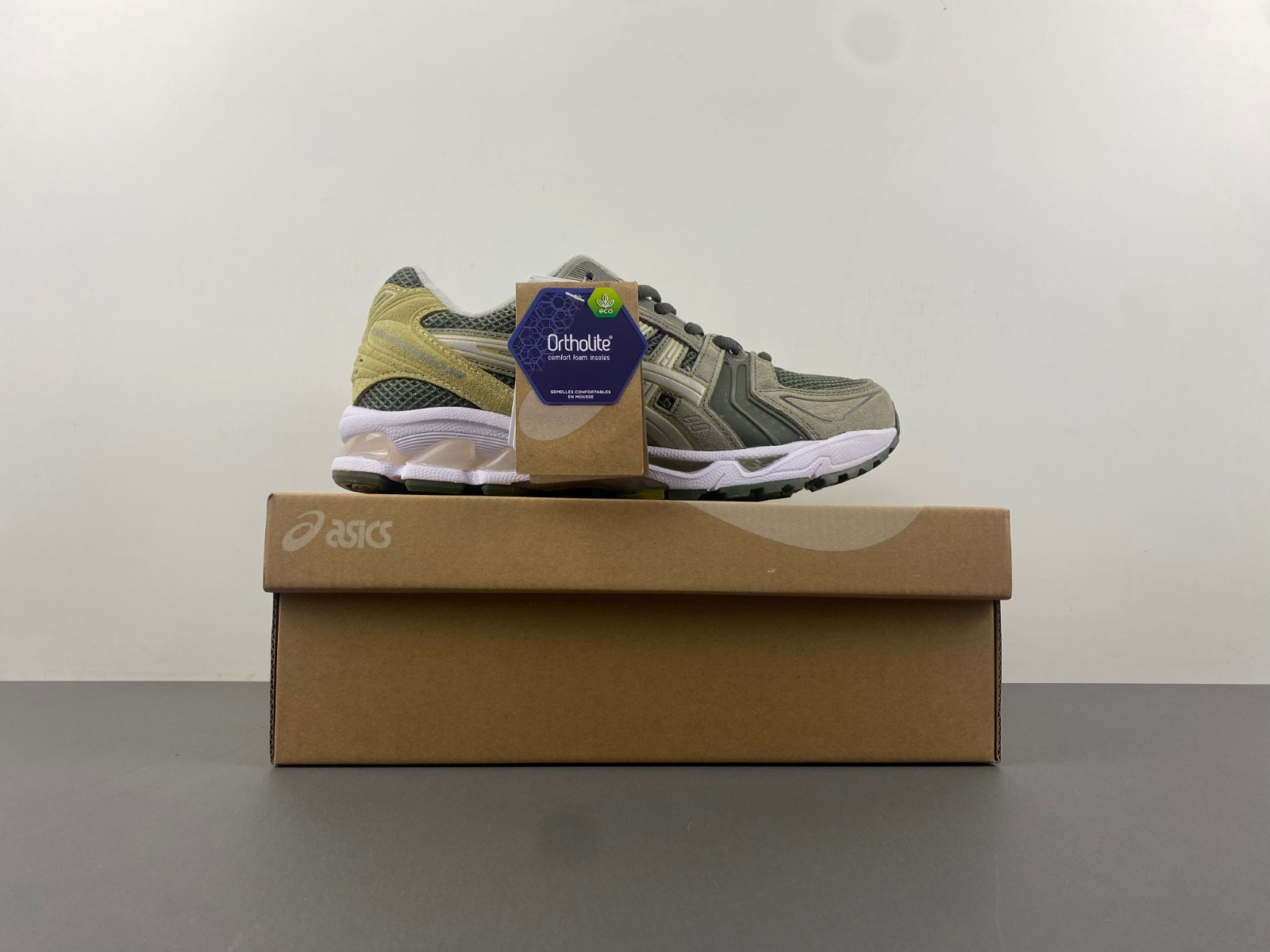 As*ic*s gel-kayano 14 1201a019-025