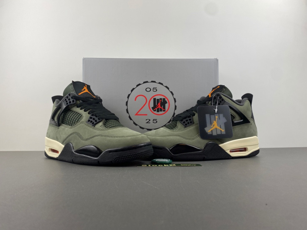 Jordan 4 Retro OG SP Undefeated (2025) IB1519-200