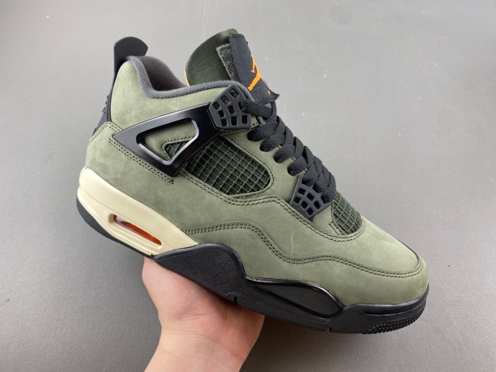 Jordan 4 Retro OG SP Undefeated (2025) IB1519-200