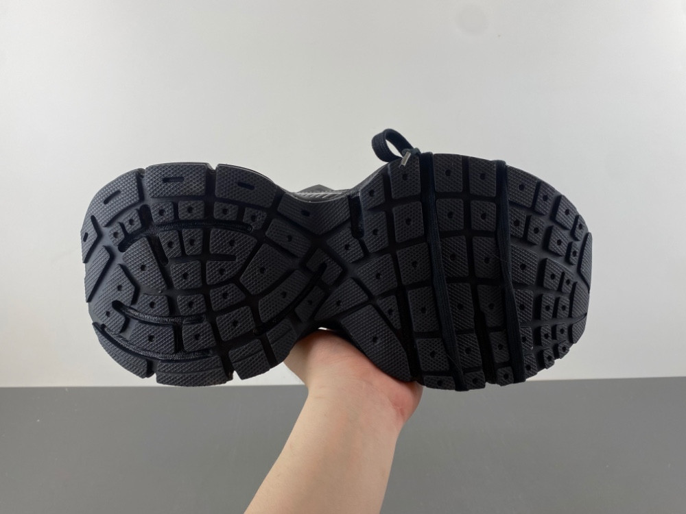 Balenciaga Sneaker 3XL 001