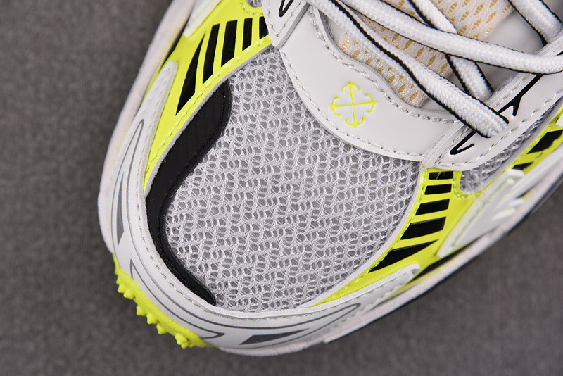 OFF-WHITE BE RIGHT BACK