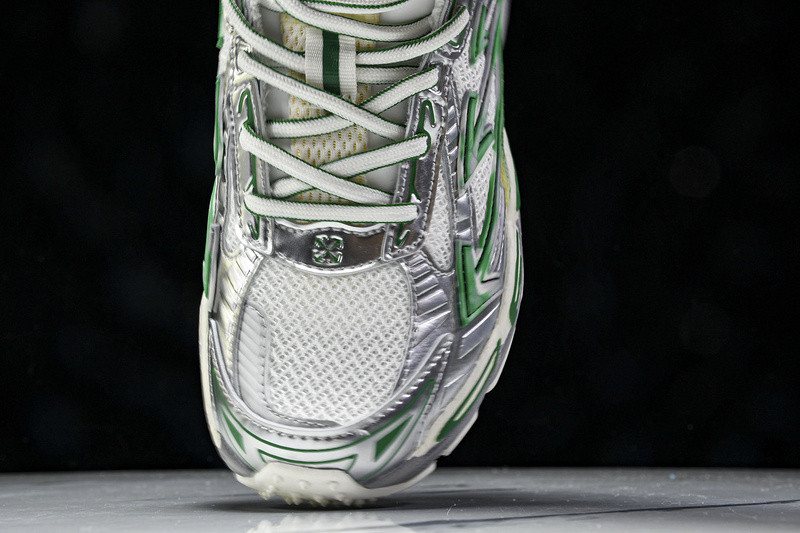 OFF-WHITE BE RIGHT BACK