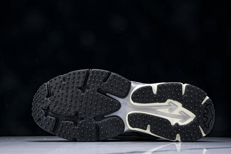 OFF-WHITE BE RIGHT BACK