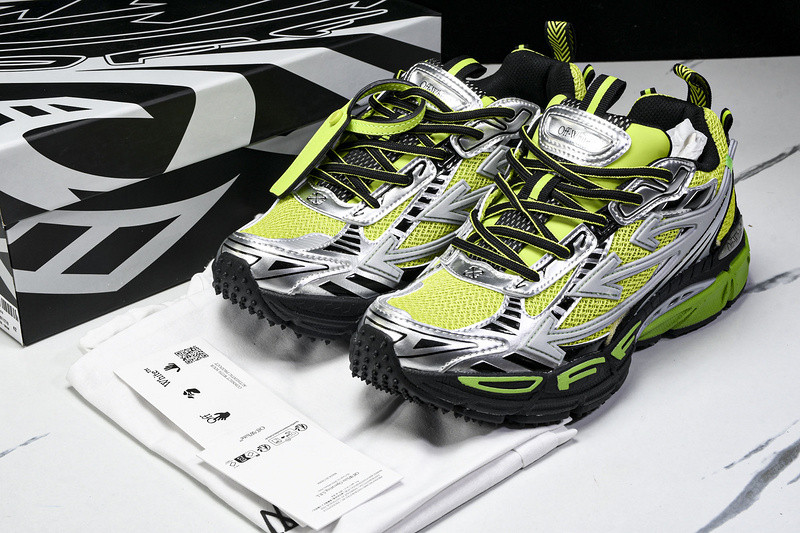 OFF-WHITE BE RIGHT BACK