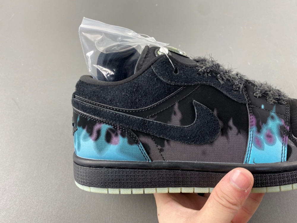 Air Jordan 1 Low “Fortune Fly” HQ3442-001