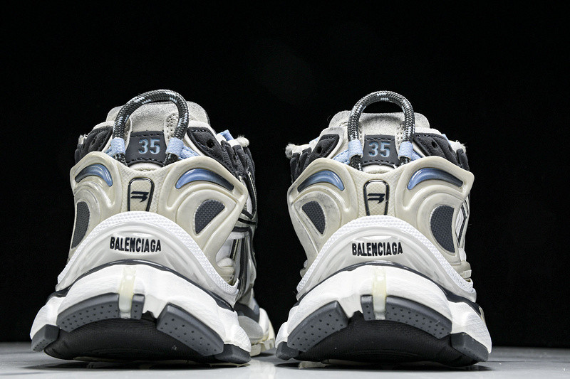 Balenciaga Runner W3RNY 063
