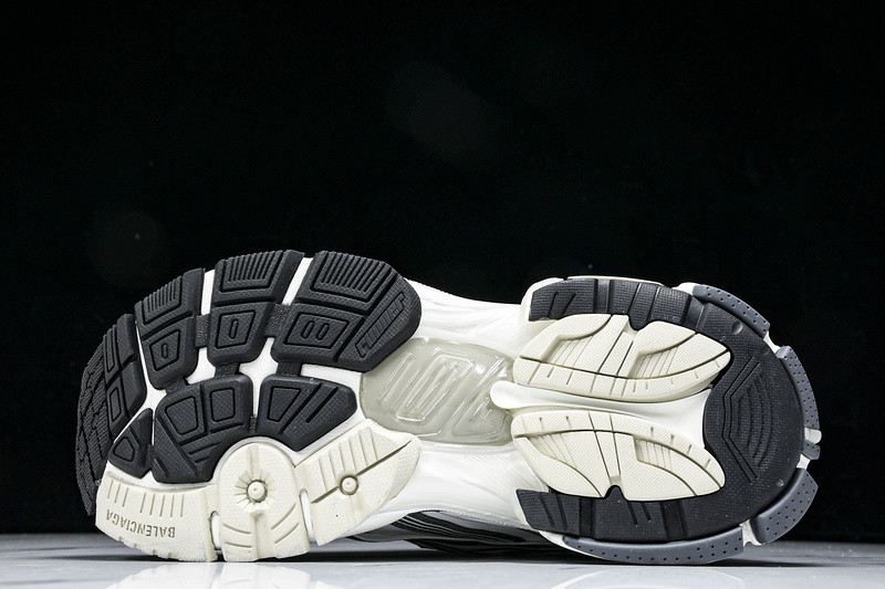 Balenciaga Runner W3RNY 063