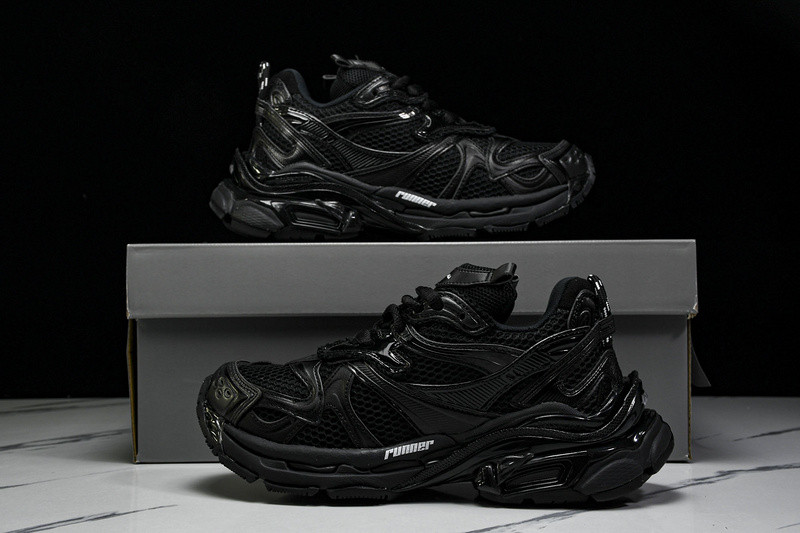 Balenciaga Runner W3RXP-1090