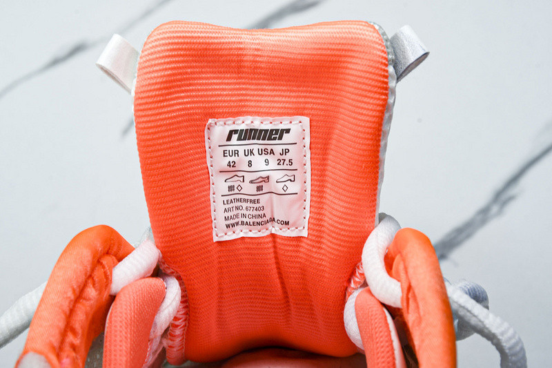 Balenciaga Runner W3RBM-9770