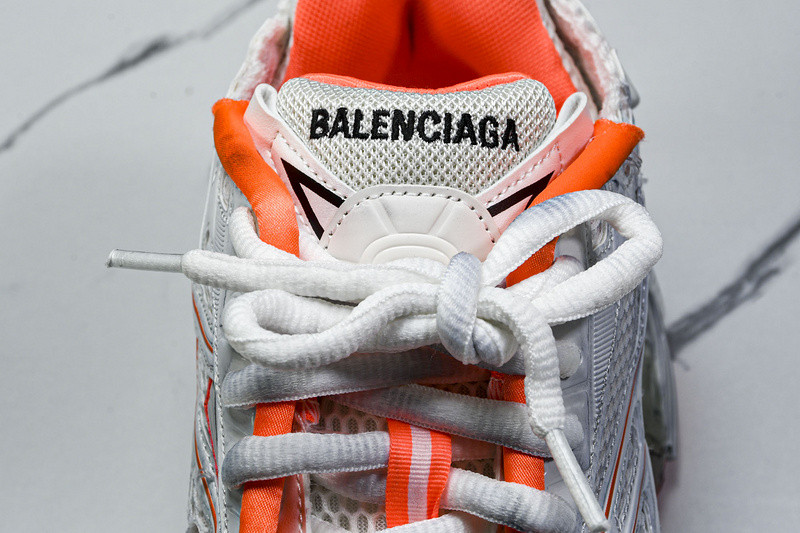 Balenciaga Runner W3RBM-9770