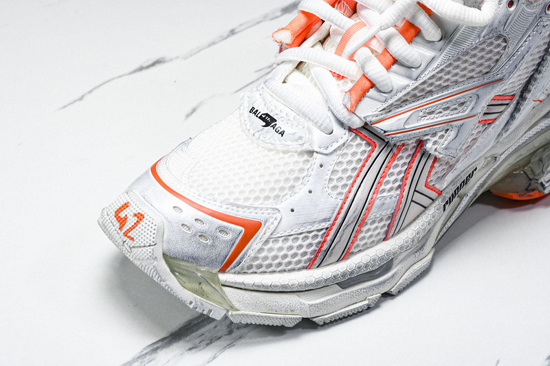 Balenciaga Runner W3RBM-9770