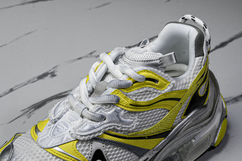 Balenciaga Runner W3RXP-9710