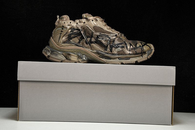 Balenciaga Runner W3RBQ-2010