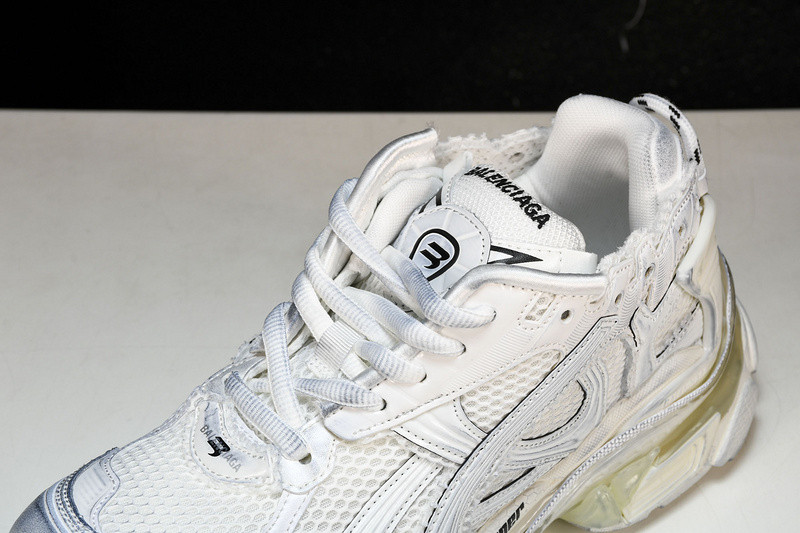 Balenciaga Runner W3RBW-0102