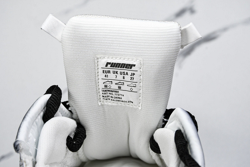 Balenciaga Runner W3RMU-9016