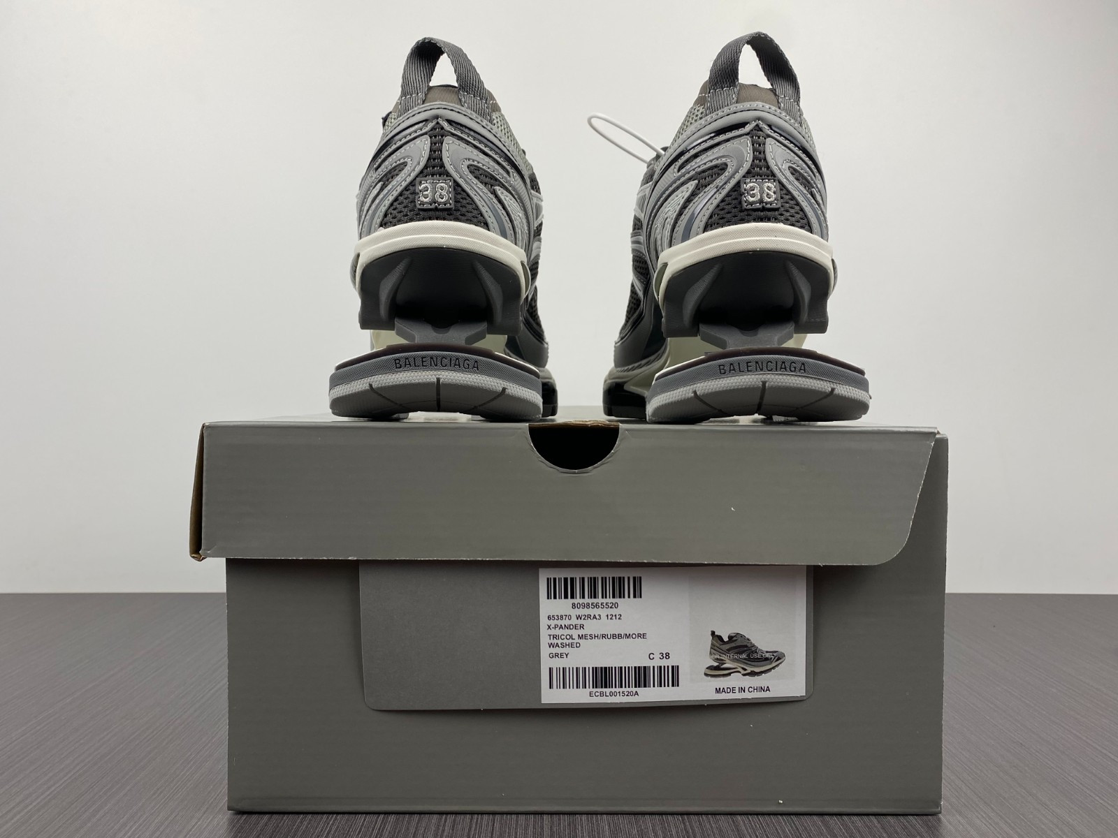 Ba*len*cia*ga xpander 653870 w2ra3 1212