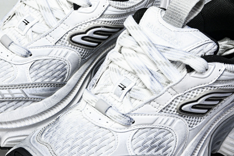 Balenciaga 6XL Sneaker