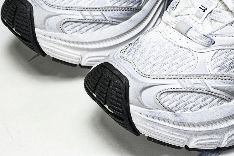 Balenciaga 6XL Sneaker