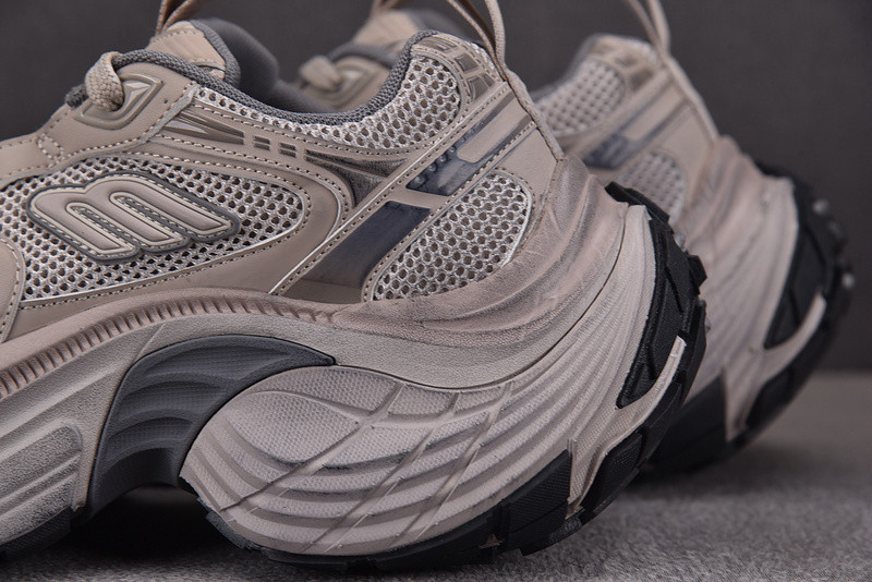 Balenciaga 6XL Sneaker