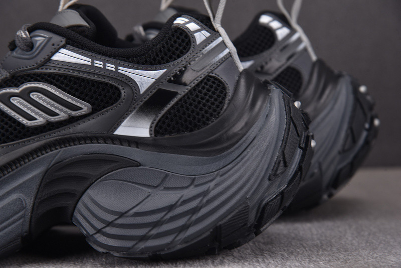 Balenciaga 6XL Sneaker