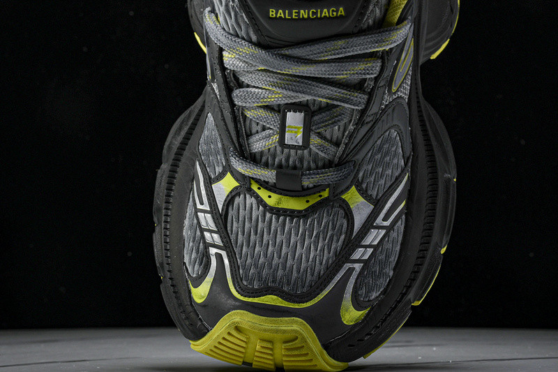 Balenciaga 10XL Sneaker