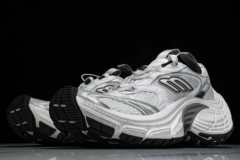 Balenciaga 10XL Sneaker