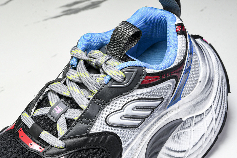 Balenciaga 10XL Sneaker