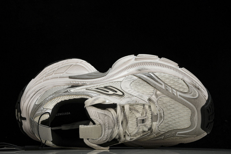 Balenciaga 10XL Sneaker