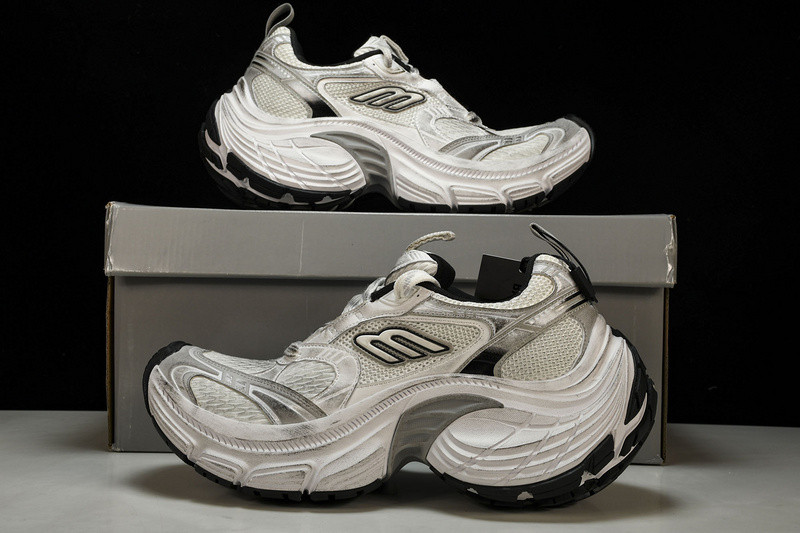 Balenciaga 10XL Sneaker