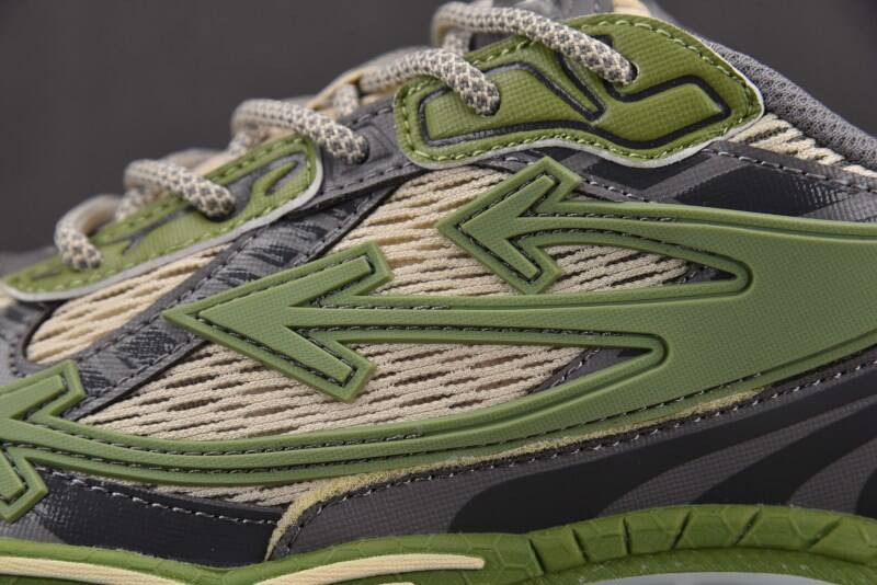 OFF-WHITE BE RIGHT BACK