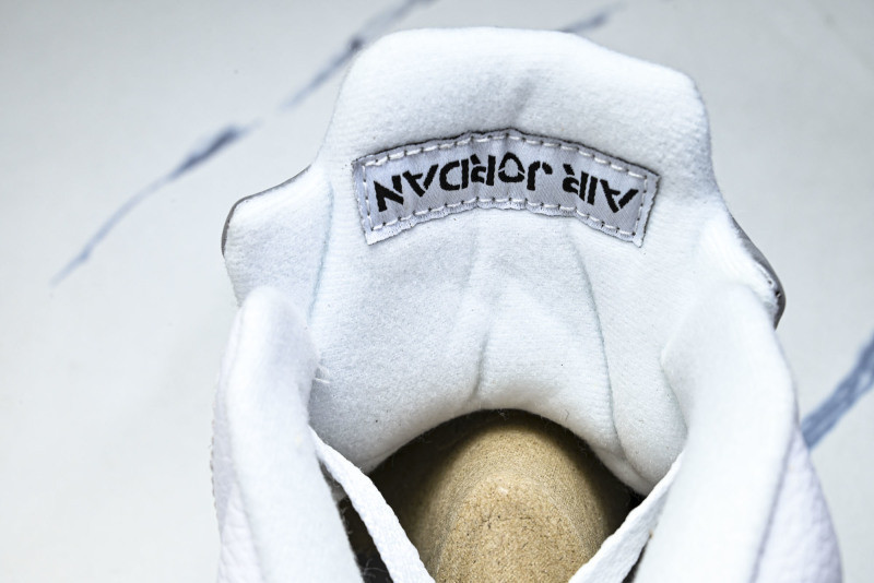 Air Jordan 5 Retro "White Metallic" HQ7978-103