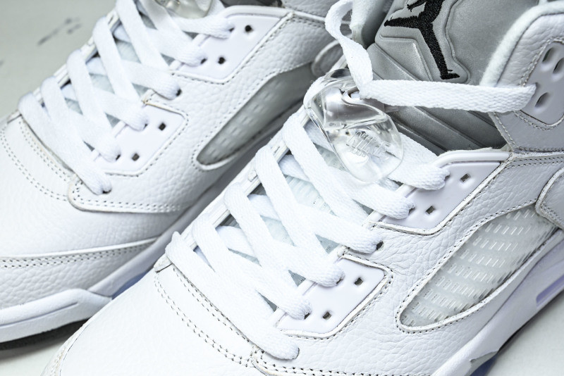 Air Jordan 5 Retro "White Metallic" HQ7978-103