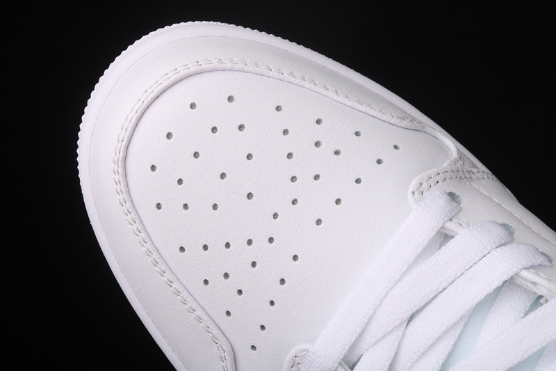 Air Jordan 1 Low “Triple White” 553558-112