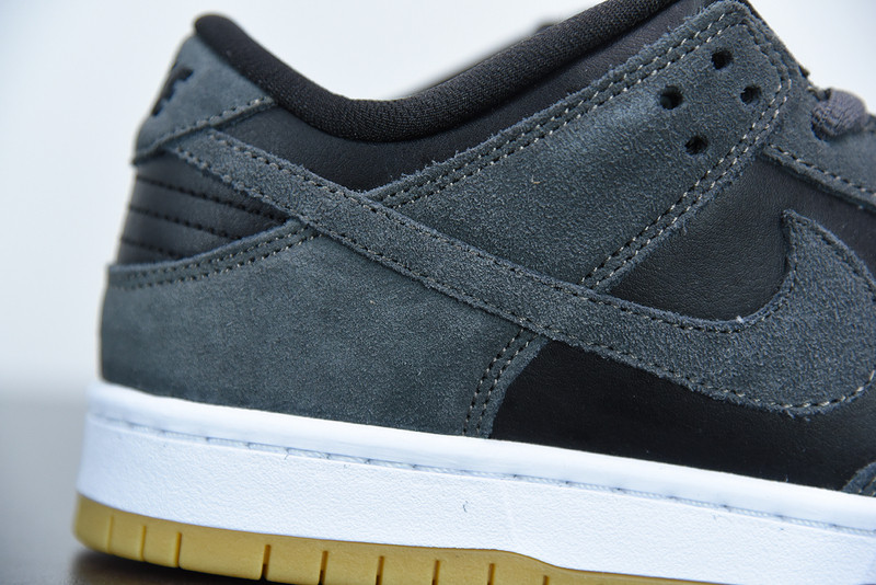 Nike SB Dunk Low Dark Grey Black Gum AR0778-001