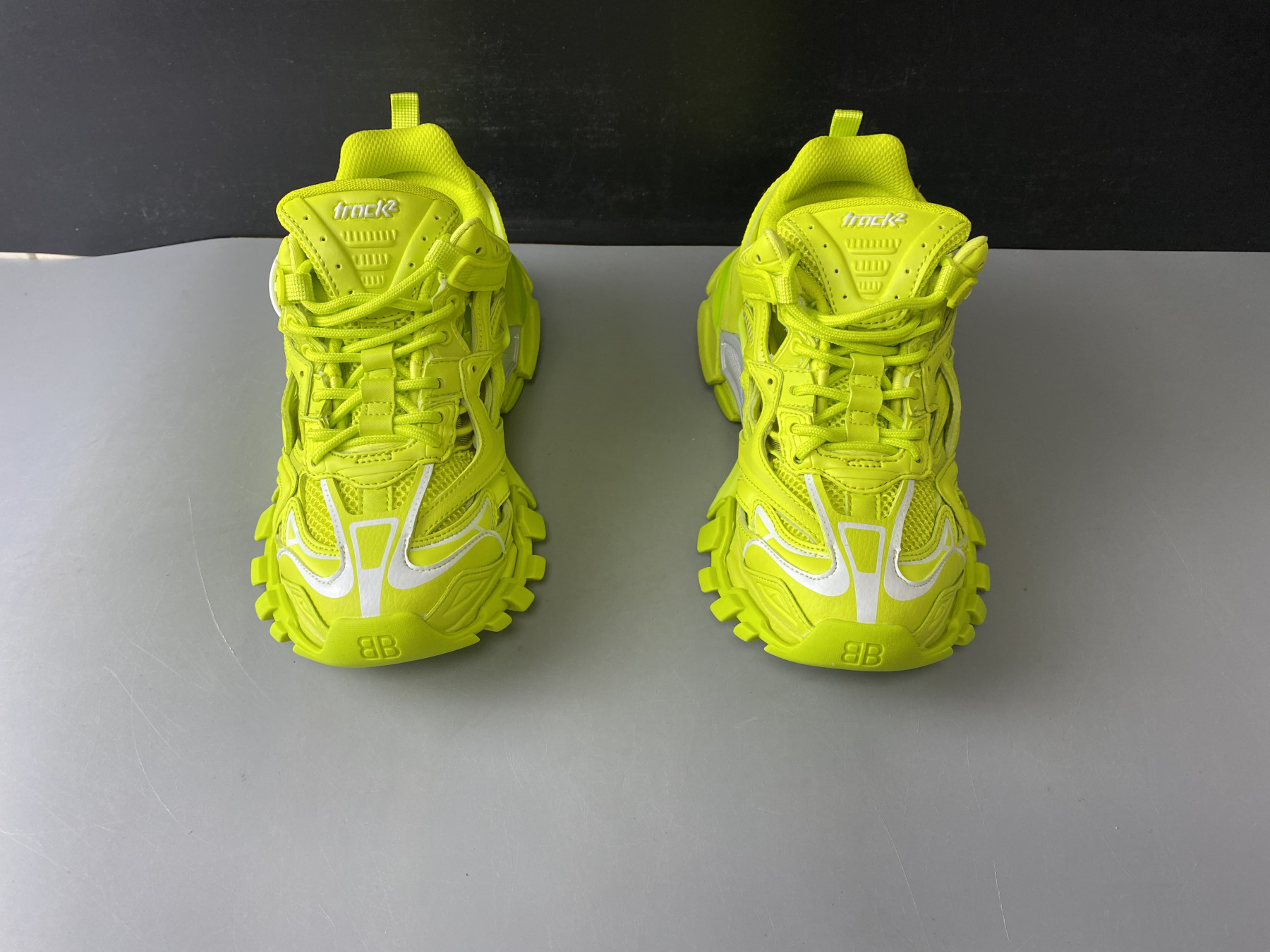 BLCG Track 2.0 568615-W2GN5-5818