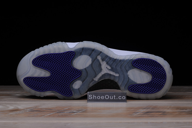 AIR JORDAN 11 RETRO LOW "CONCORD" BLACK/ WHITE mens 528895-153