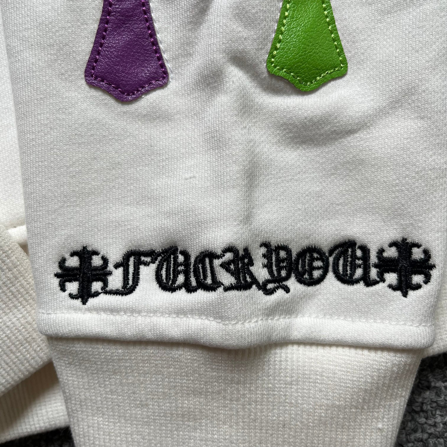 Ch*0me He**ts hoodie