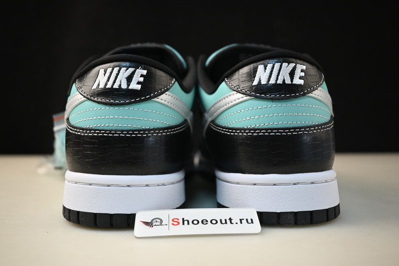 Di*m*nd supply co. x dunk low pro sb