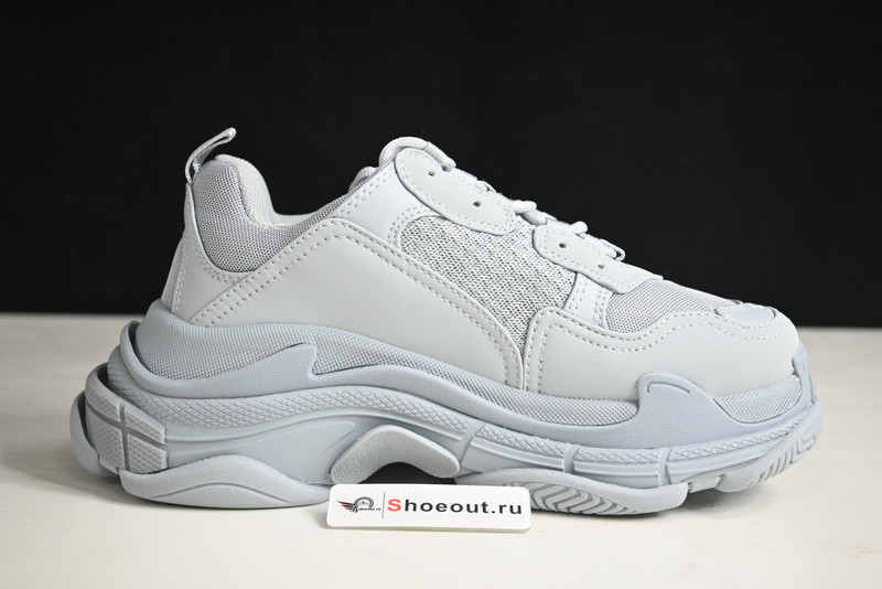 Ba*len*cia*ga triple s 524039 w2fw1 4700