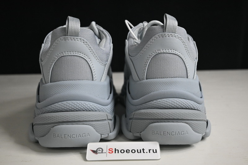 Ba*len*cia*ga triple s 524039 w2fw1 4700