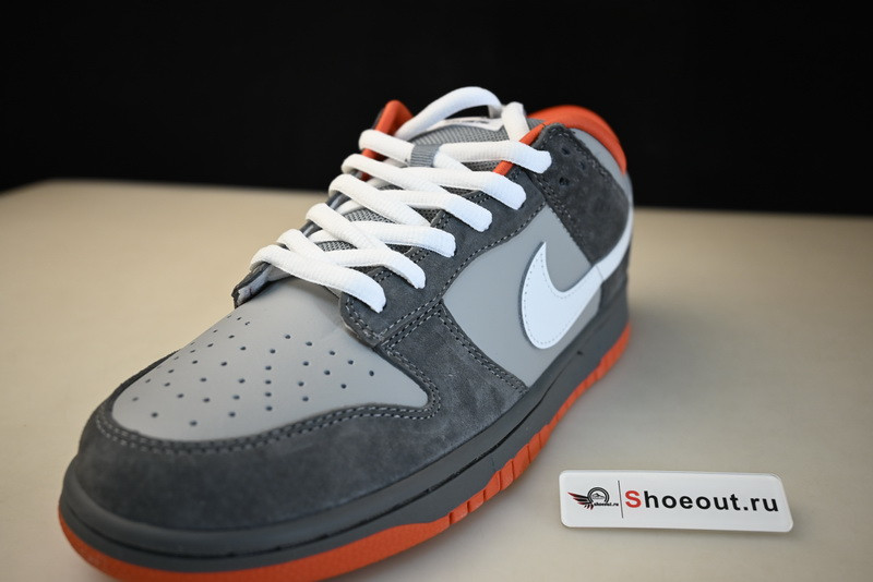 Nike SB Dunk Low 304292-011