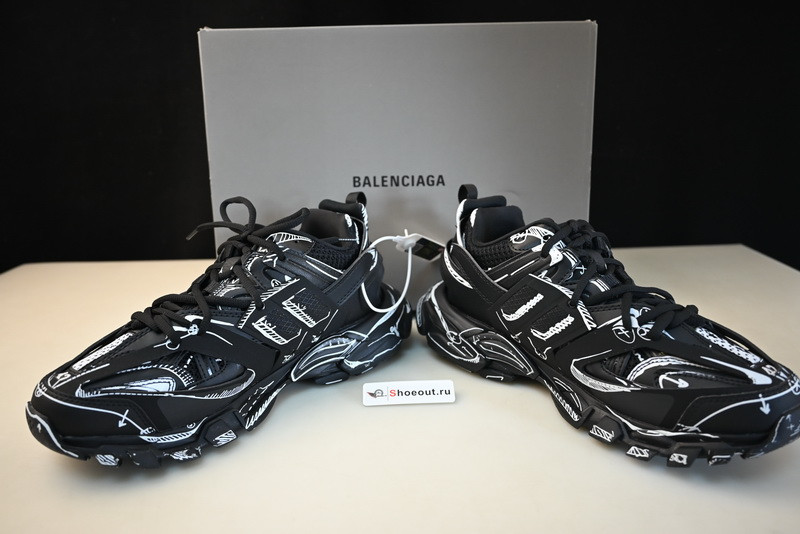 Ba*len*cia*ga track 542023 w3sr2 2315