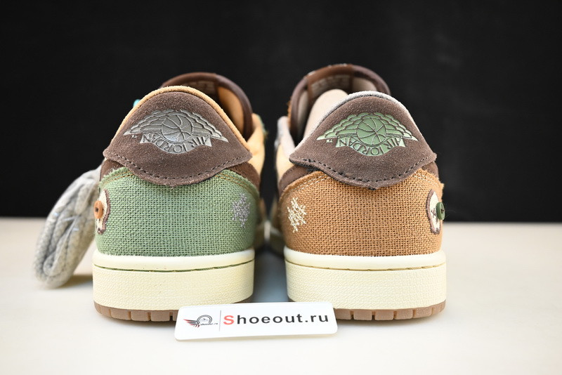 Jordan 1 Retro Low OG Zion Williamson Voodoo DZ7292-200