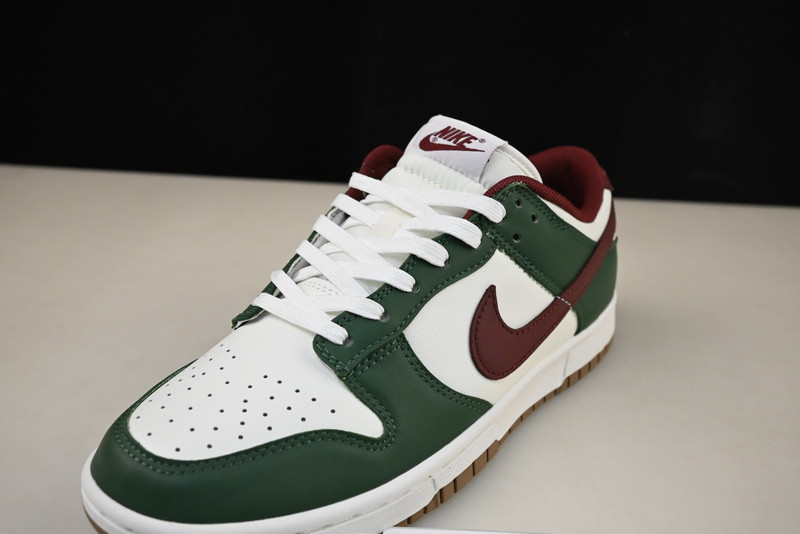 Nike Dunk Low Gorge Green FB7160-161
