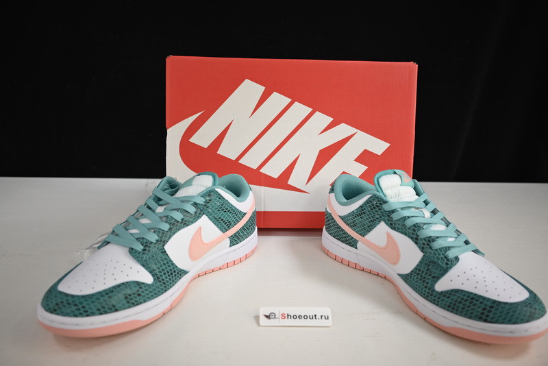 Nike Dunk Low “Snakeskin” DR8577-300