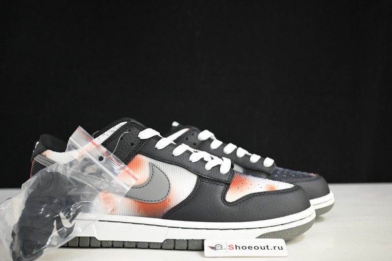 Nike Dunk Low “Graffiti” DM0108-001