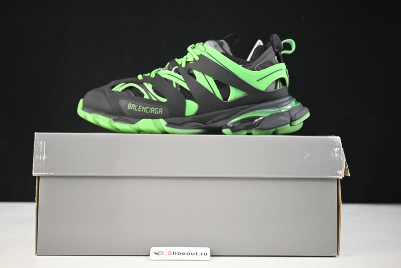 Ba*len*cia*ga track 542023 w3rl1 1035