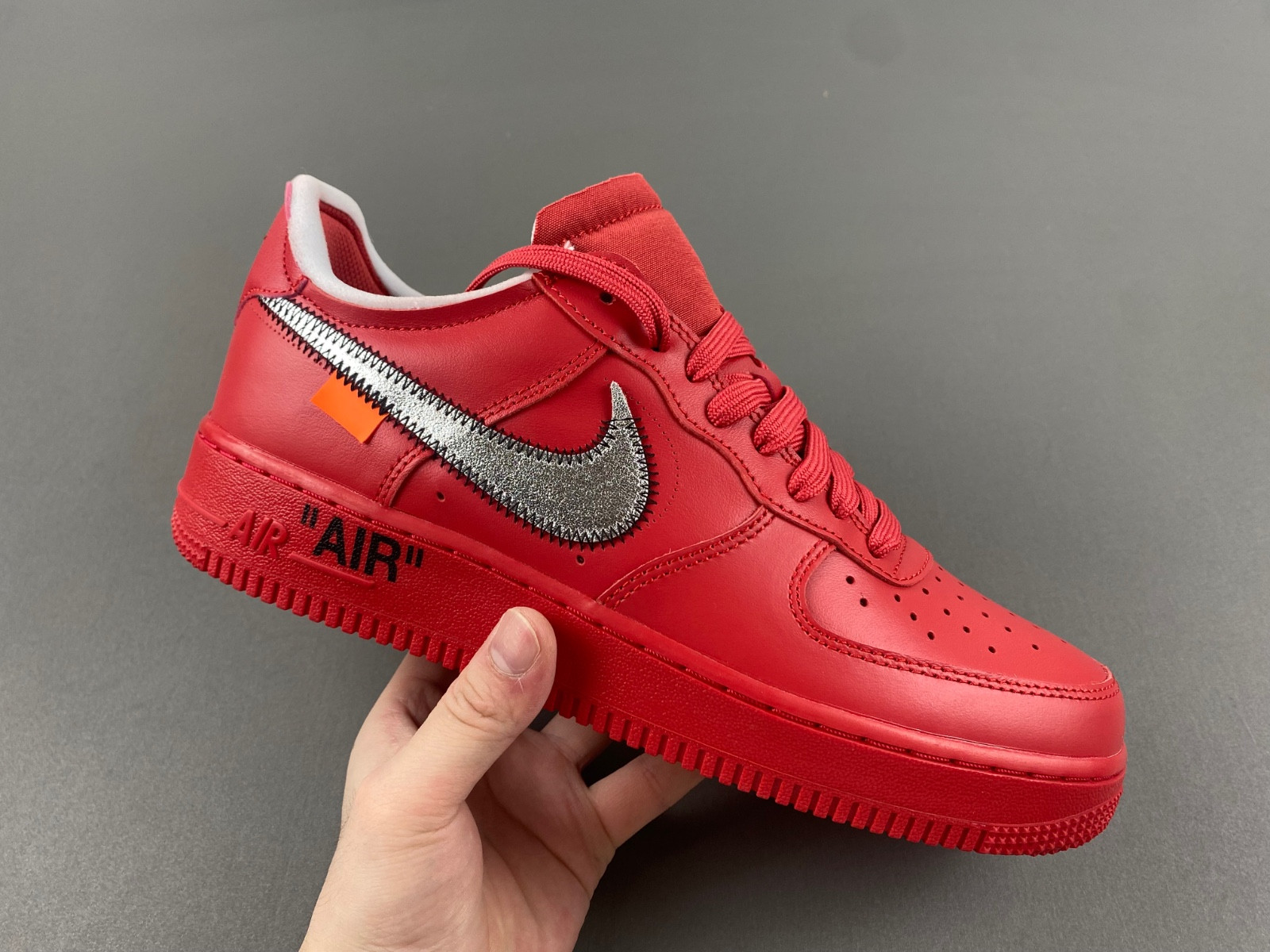 OFF White x Nike Air Force 1 AO4297-600