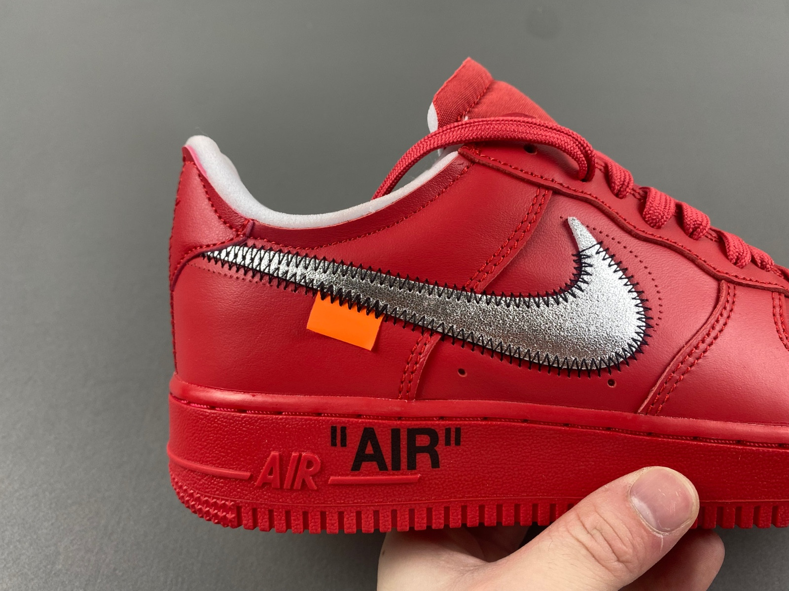 OFF White x Nike Air Force 1 AO4297-600